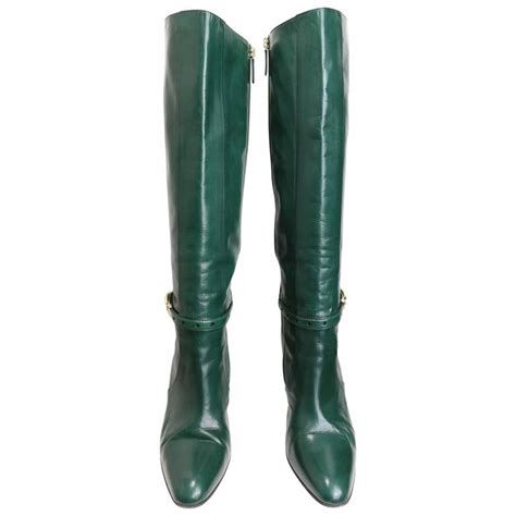 green gucci boots with flowers